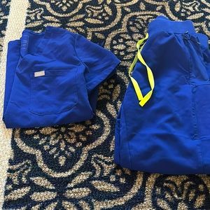 Figs Scrub Set in Electric Blue